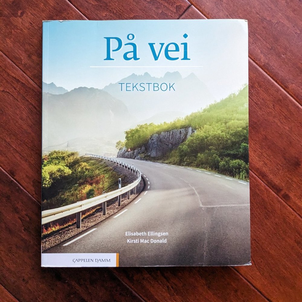 På Vei Tekstbok: Norwegian Language Textbook, Norwegian Edition